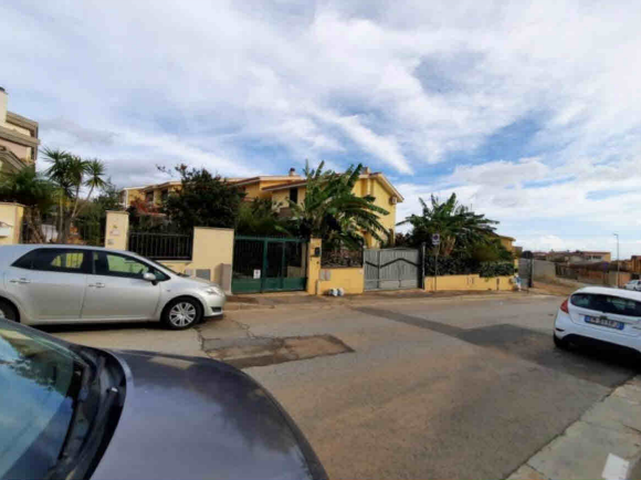 LOTTO UNICO: quota pari a 1/1 del diritto di proprietà sull’immobile sito a Capoterra